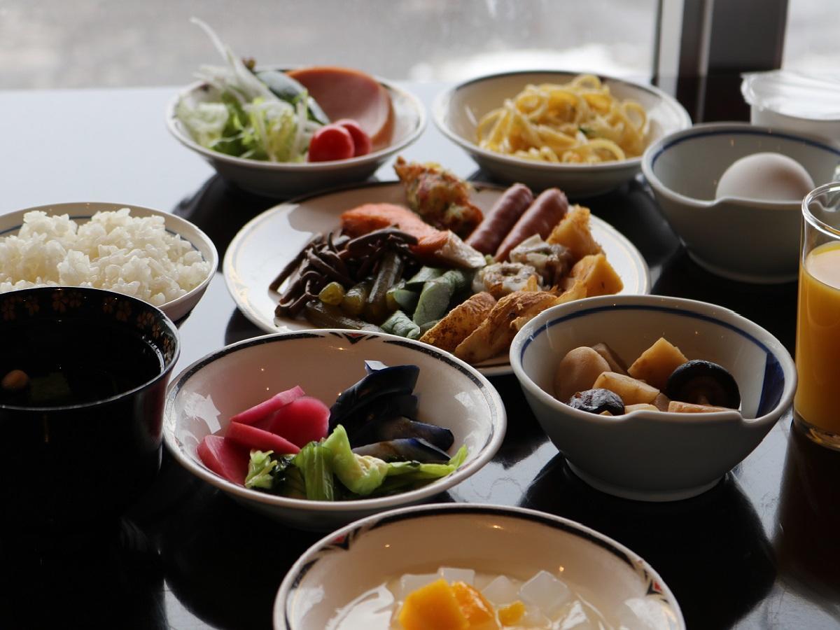 Yurari Hotel Tadami Екстериор снимка